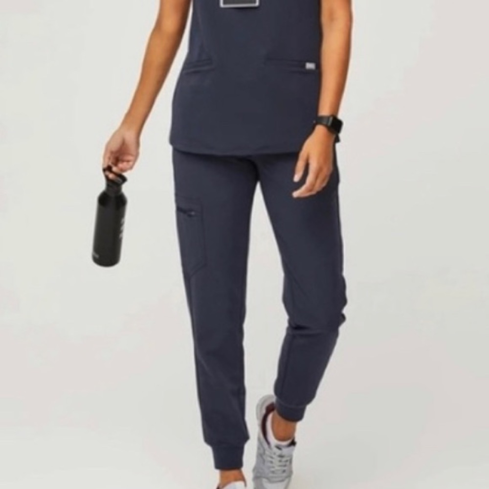 FIGS Limited Edition Quiet Navy Zamora Bottoms
